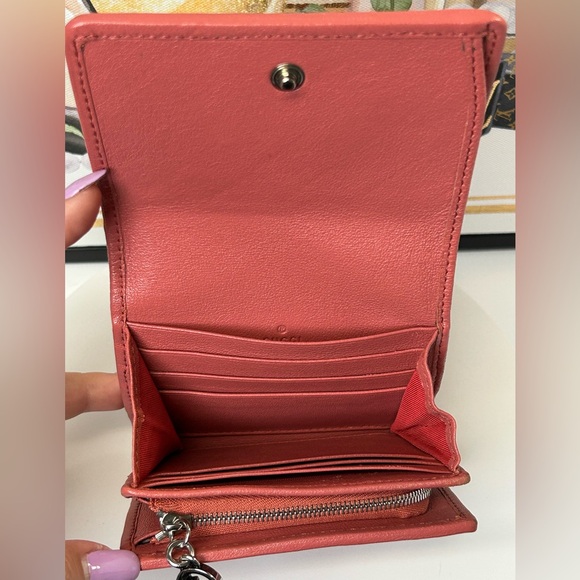 GUCCI Blonde Leather Bifold Wallet 😍🔥 - Picture 7 of 17